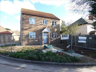 4 bed house for sale in Church Lane,
DN36, Grimsby
