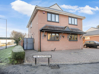 4 bedroom detached house for sale in 1 The Pastures, Bawtry, Doncaster, South Yorkshire, DN10 6HN, DN10