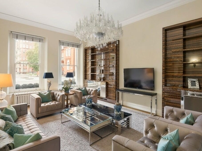 6 bedroom house for sale in Princes Gate, London, SW7