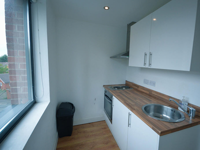 1 bedroom flat for rent in Flat 21, 137a Upper Hill Street, L8