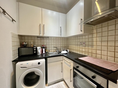 1 bedroom flat for rent in Lorne Park Road, BOURNEMOUTH, BH1