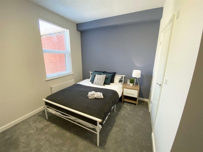 1 bedroom house share for rent in Hearsall Lane, Chapelfields, Coventry, CV5 6HJ, CV5