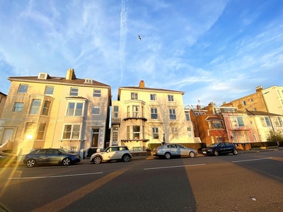 2 bedroom apartment for rent in Clarence Parade, Southsea, PO5