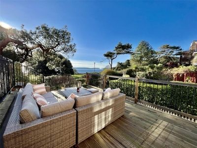2 bedroom apartment for sale in West Cliff Gardens, Bournemouth, BH2