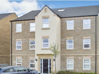 2 bedroom flat for rent in Canal Close, Bradford, West Yorkshire, BD10