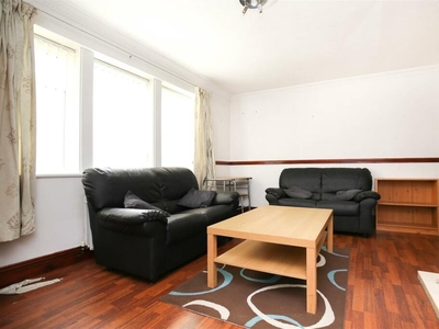 2 bedroom flat for rent in Church Road, Gosforth, NE3