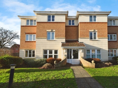 2 bedroom ground floor flat for sale in Caesar Road, North Hykeham, Lincoln, LN6