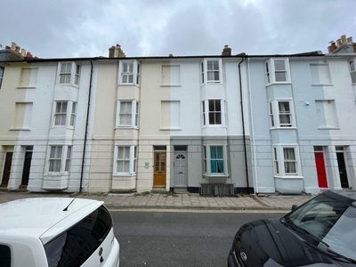 2 bedroom maisonette for rent in Over Street, Brighton, BN1