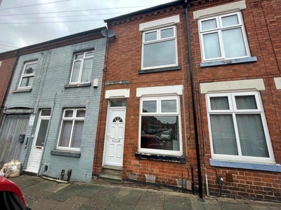 2 bedroom terraced house for rent in Fleetwood Road, Leicester, LE2