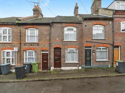 2 bedroom terraced house for sale in Tavistock Street, Luton, Bedfordshire, LU1