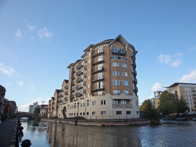 3 bedroom apartment for rent in Blakes Quay, Gas Works Road, Reading, Berkshire, RG1