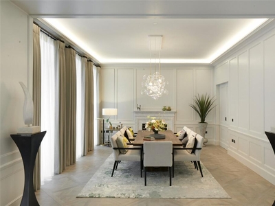 3 bedroom apartment for sale in Beaufort Gardens, London, SW3