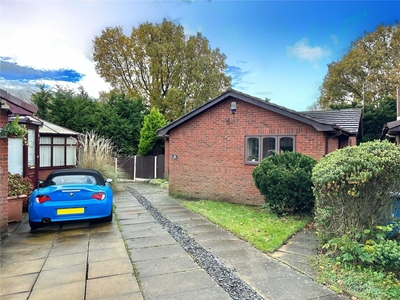 3 bedroom bungalow for sale in Donalds Way, Aigburth, Liverpool, L17