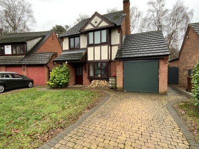 3 bedroom detached house for sale in Tudor Road, Lincoln, LN6