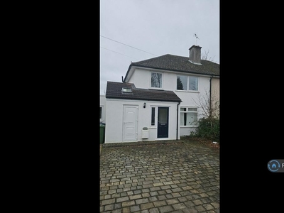 3 bedroom semi-detached house for rent in Birdwood Road, Cambridge, CB1