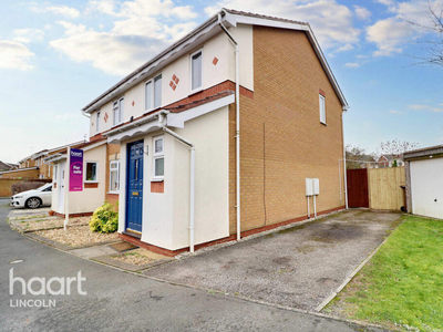 3 bedroom semi-detached house for sale in Mareham Close, Bracebridge, LN4