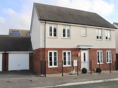 4 bedroom detached house for rent in Exeter, EX2