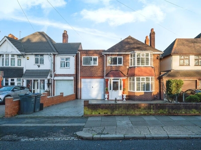 4 bedroom detached house for sale in Grove Lane, Handsworth, Birmingham, B20