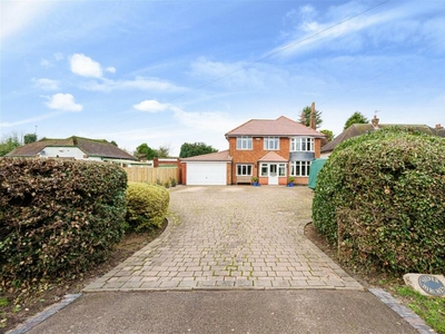 4 bedroom detached house for sale in Hinckley Road, Leicester Forest East, LE3