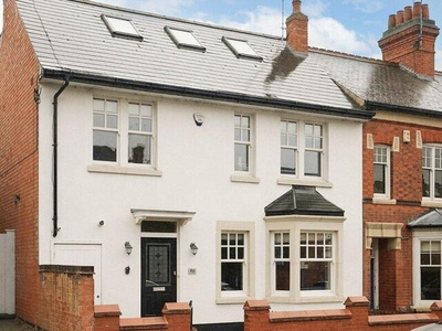 4 Bedroom House Leicester Leicestershire