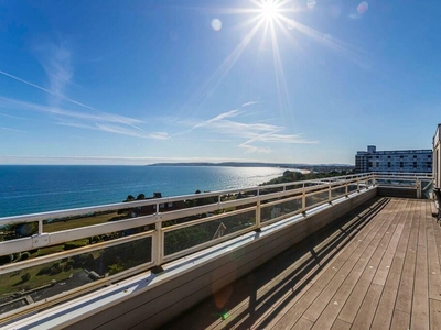 4 bedroom penthouse for sale in West Cliff Road, Bournemouth, Dorset, BH2