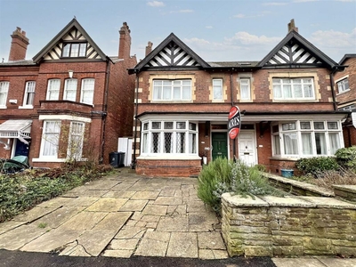 4 bedroom semi-detached house for sale in Devonshire Road, Handsworth Wood, Birmingham, B20