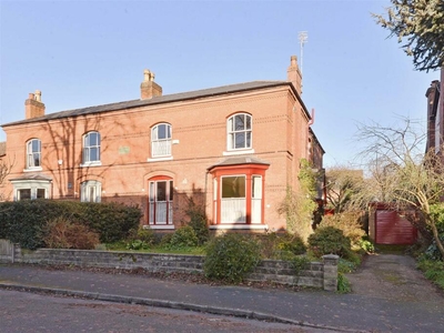4 bedroom semi-detached house for sale in Prospect Road, Moseley, Birmingham, B13