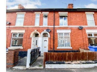 4 bedroom terraced house for rent in Harcourt Street, Derby, DE1