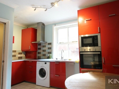 4 bedroom terraced house for rent in The Avenue, Southampton, SO17