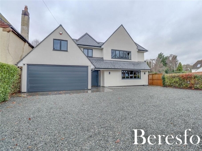 5 bedroom detached house for sale in Heronway, Hutton Mount, CM13