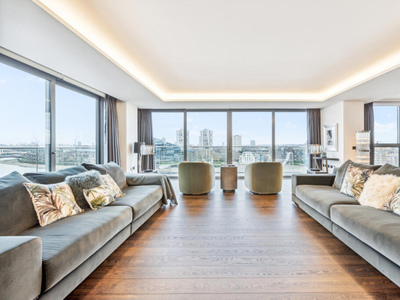 5 bedroom flat for sale in Claydon House,
Chelsea Waterfront, SW10