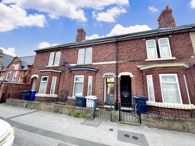 5 bedroom terraced house for rent in London Road, Derby, DE24