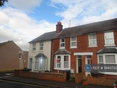 5 bedroom terraced house for rent in North Holmes Road, Canterbury, CT1