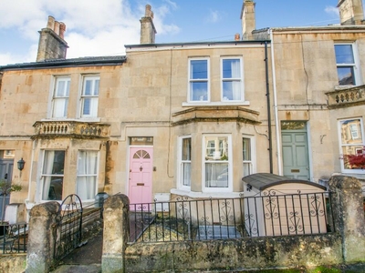5 bedroom terraced house for sale in Kensington Gardens, Bath, Somerset, BA1