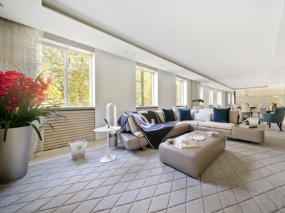 6 bedroom apartment for sale in Bryanston Square, London, W1H