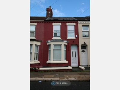 6 Bedroom Terraced House To Rent