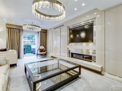7 bedroom detached house for sale in Hans Place, Knightsbridge SW1X
