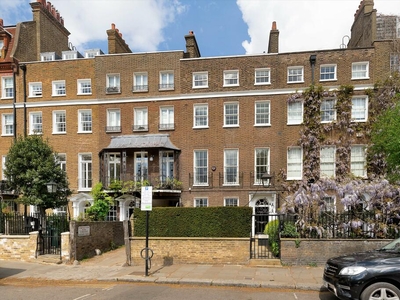 8 bedroom terraced house for sale in Cheyne Walk & Cheyne Mews, Chelsea, London, SW3