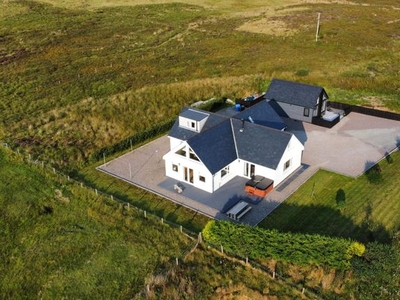 Cottage for sale in Dunvegan, Isle Of Skye IV55