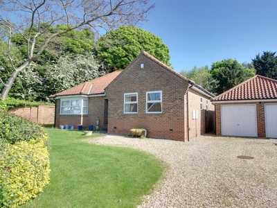 Detached bungalow for sale in St. Barnabas Drive, Swanland, North Ferriby HU14