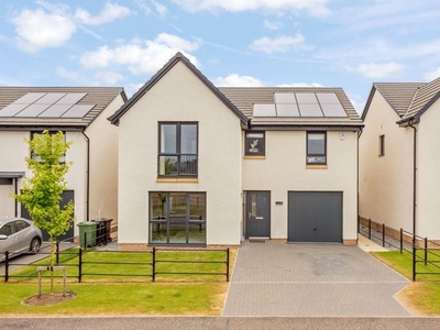Detached house for sale in 53 Meadowsweet Drive, Edinburgh EH4