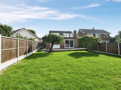 Detached house for sale in Chignal Road, Chelmsford, Essex CM1