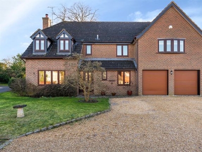 Detached house for sale in Villiers Mead, Wokingham, Berkshire RG41