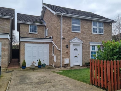 Detached house to rent in Harkness Drive, Canterbury CT2