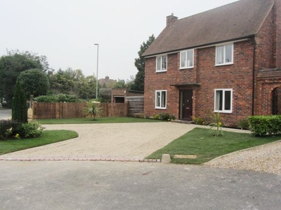 Detached house to rent in Otter Close, Ottershaw, Chertsey KT16