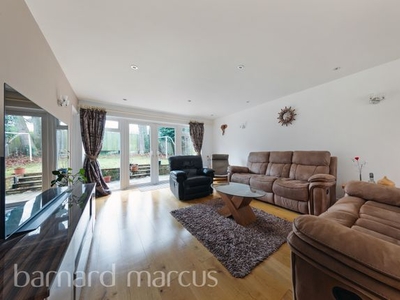 Detached house to rent in Tanglewood Close, Croydon CR0