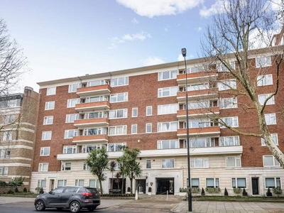 Flat for sale in Prince Albert Road, London NW8