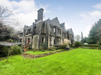 Flat for sale in Woodlands, Roundwood Road, Baildon, Shipley BD17
