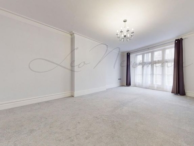 Flat to rent in Cabbell Street, Marylebone NW1