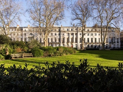 Flat to rent in Fitzroy Square, Fitzrovia W1T